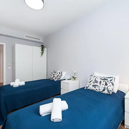 In-apart Cracow Old Town Krotka 1 *